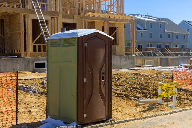 Portable Toilet Options We Offer in West Dennis, MA